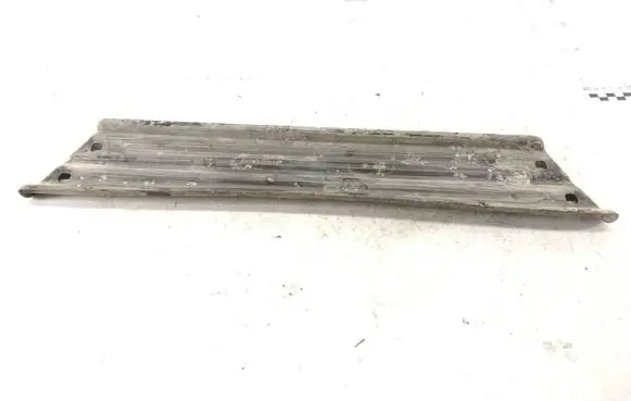 Mercedes-Benz R W251 Other under body part 2516120514
