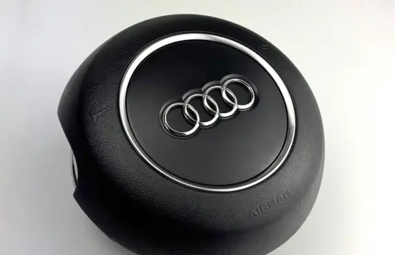 Audi A1 Steering wheel airbag 8X0880201K