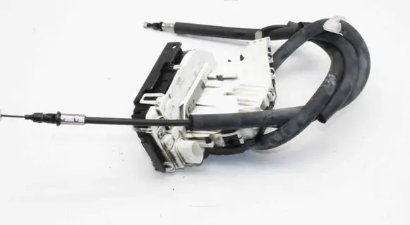 Maserati Quattroporte Coupe door lock (next to the handle) 670100891