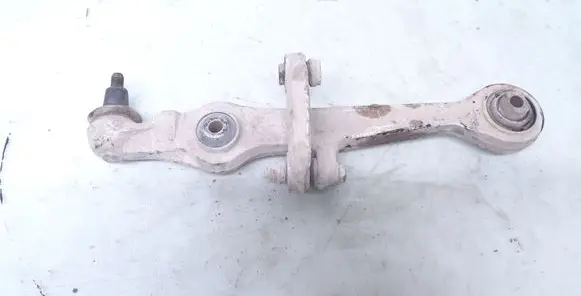 Volkswagen PASSAT B5 Front control arm 4D0407155P
