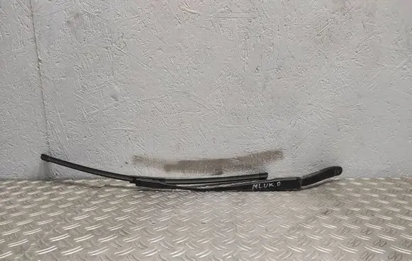 Mercedes-Benz ML W164 Windshield/front glass wiper blade A04130