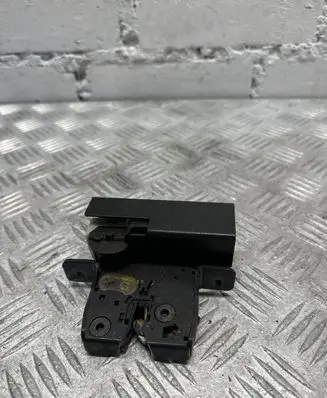 Renault Laguna III Tailgate/trunk/boot lock/catch/latch