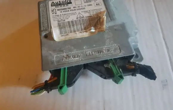 Peugeot 407 Airbag control unit/module 9655880780
