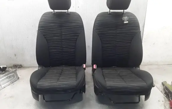 Mazda 2 Seat set 