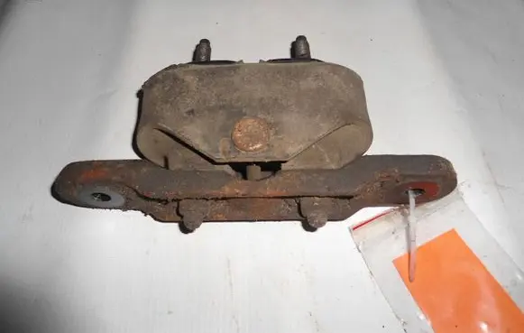 Chevrolet Corvette C5 ABS pump bracket 