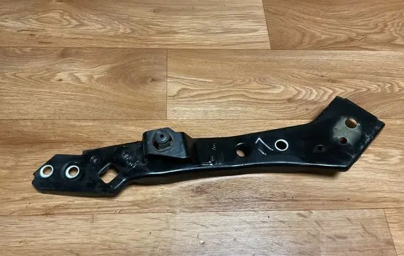 Renault Megane III Side radiator support slam panel 6251206E 03513