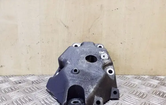 BMW X3 E83 Engine mounting bracket 22113451673 3451673