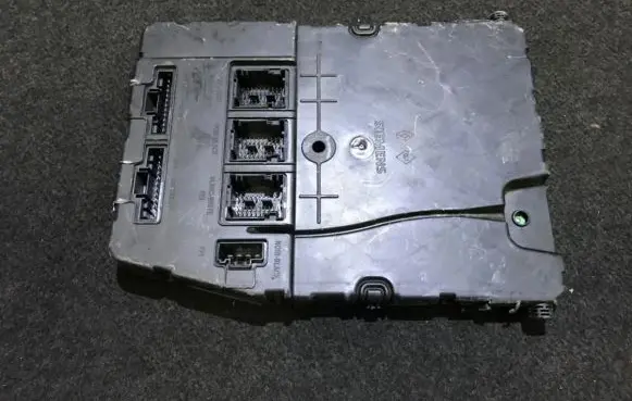 Renault Scenic II - Grand scenic II Comfort/convenience module 8200433200 s113400020f