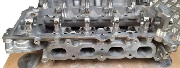 Opel Insignia B Engine head 12668719 B14XFT D14XFT