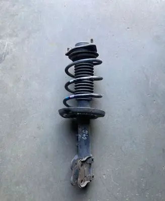 Hyundai i40 Front shock absorber with coil spring 546513Z230 2Y26 20230L