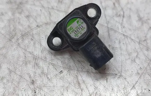 Mercedes-Benz CLA C117 X117 W117 Air pressure sensor A0051535028