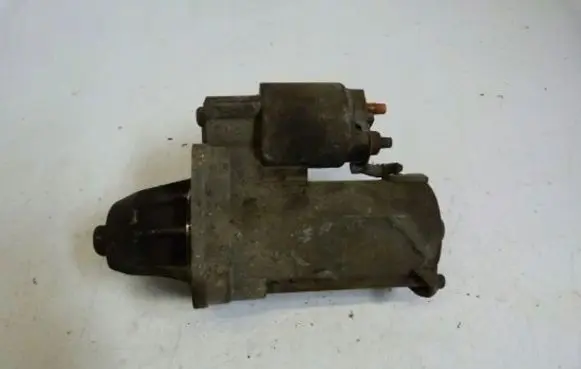 Ford Focus Starter motor YS4V1100AA