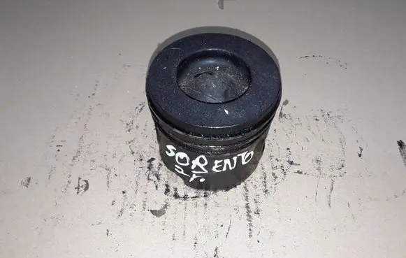 KIA Sorento Piston 4BR0