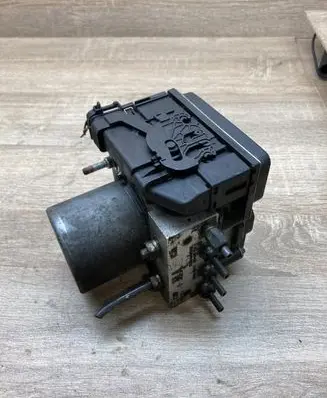 Toyota Verso ABS Pump 445400F050 0265251488 0265951566