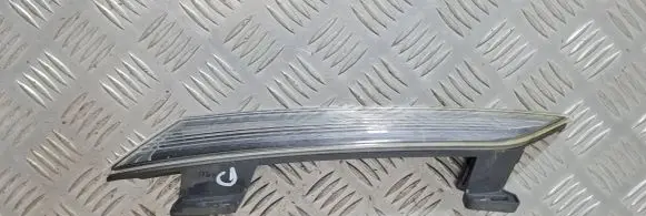 Nissan Murano Z51 Front reflector 