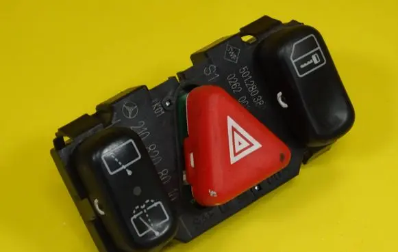 Mercedes-Benz E W210 Hazard light switch 2108208010