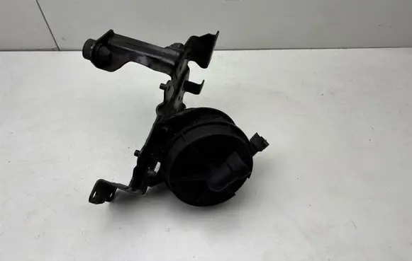 Audi A8 S8 D3 4E Secondary air pump 4E0133097 06A959253B 078906601G