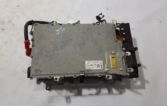 Renault 5 E-Tech Voltage converter inverter 296056291R