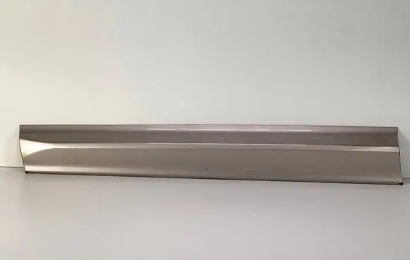 Volvo XC60 Front door trim (molding) 31440293