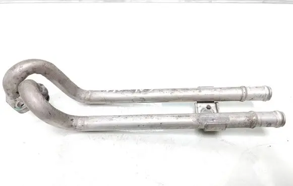 Volkswagen PASSAT B6 Engine coolant pipe/hose 03c121050e MBG5J