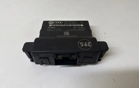 Volkswagen Caddy Gateway control module 1K0907530E 1K0907951