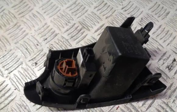 Nissan Note (E12) Engine start stop button switch 684143VV0A 684143VV1A