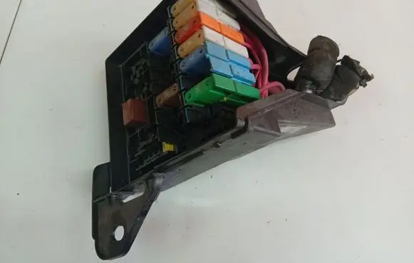Renault Laguna III Fuse box set 55RJ10A42