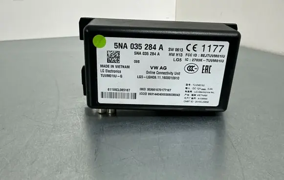 Volkswagen PASSAT B8 Gateway control module 5NA035284A TUWM01UUG