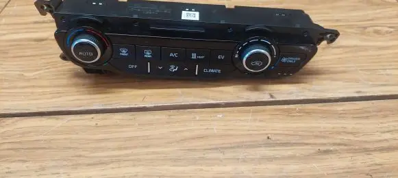 KIA Niro Climate control unit 97250q4530