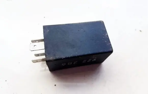 Audi A3 S3 8L Other relay 4D0907131