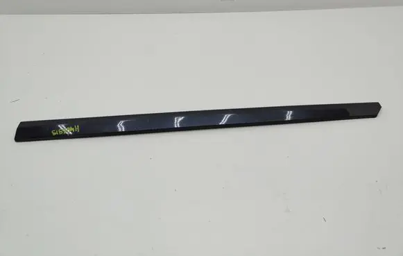 Volkswagen PASSAT B8 Front door trim (molding) 3G0854940C