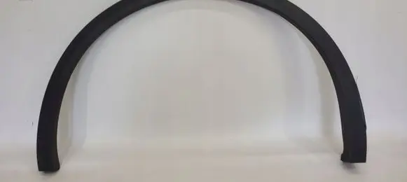 Volkswagen Touareg III Front arch trim 