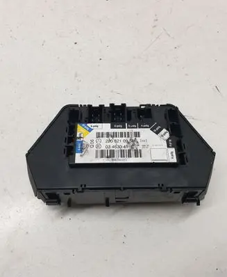 Mercedes-Benz S W220 Seat heating switch 2208210958 034630410201 03463041