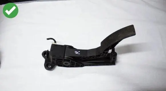 Mercedes-Benz R W251 Accelerator throttle pedal A1643000004