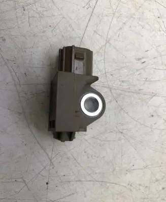Mazda 3 III Airbag deployment crash/impact sensor