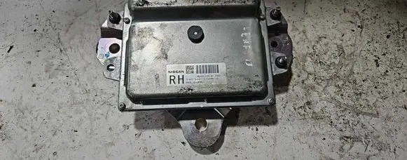 Nissan Leaf I (ZE0) Engine control unit/module MEV01103