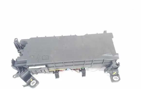Mercedes-Benz GLA W156 Fuse module