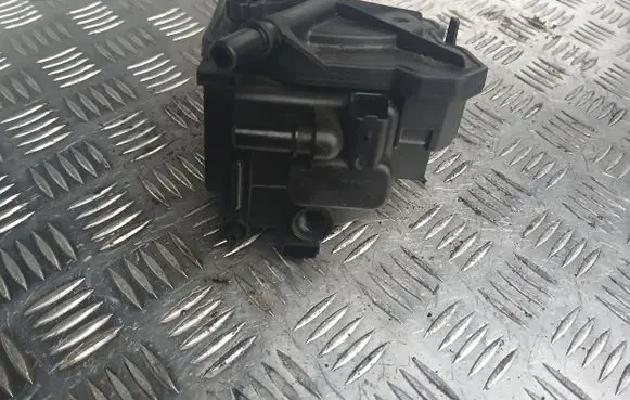 Citroen C4 I Picasso Fuel filter 9305108C