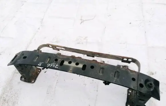 Ford Kuga I Front bumper cross member