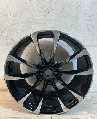 Lamborghini Urus R23 light alloy rim 