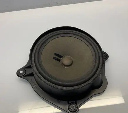 Mercedes-Benz S W221 Rear door speaker A2218203102 2218203102