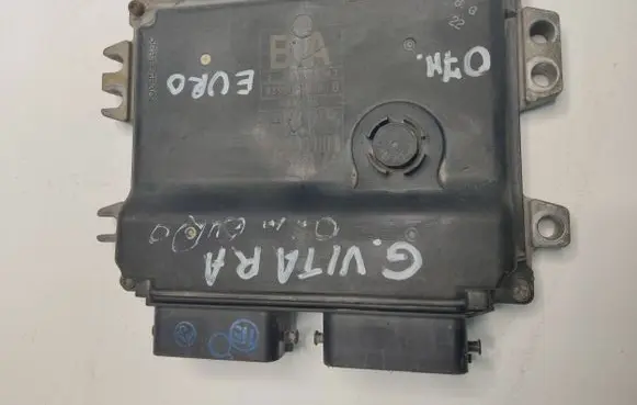 Suzuki Grand Vitara II Engine control unit/module 3392065J0 1123001151 065J0