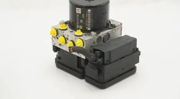 Volkswagen Golf VI ABS Pump 1K0614517BJ 1K0907379AN
