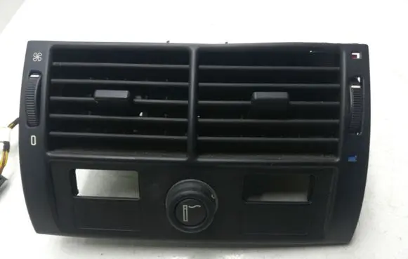 BMW X5 E53 Rear air vent grill 8409081 8370910 8370911