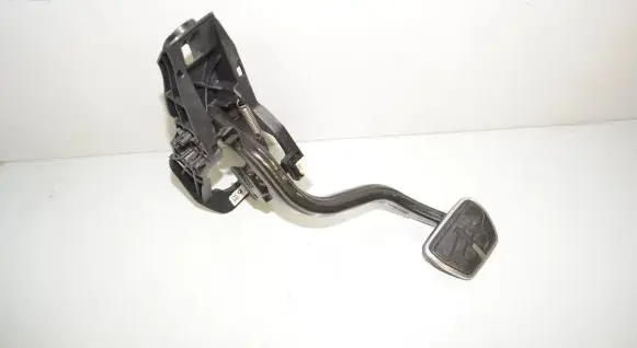 BMW 5 G30 G31 G38 Brake pedal 6866485 35006866485