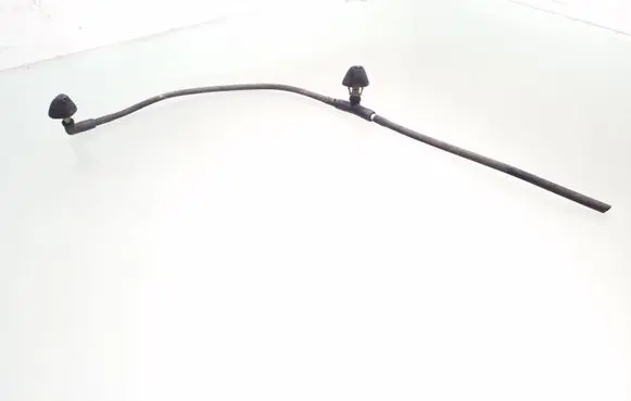 Windshield washer spray nozzle