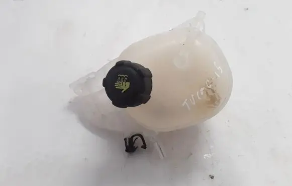 Renault Twingo III Coolant expansion tank/reservoir 217102158R