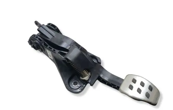 Renault Clio V Clutch pedal 465402743R