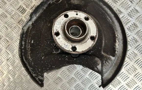 Volvo XC60 Rear wheel hub 31658320