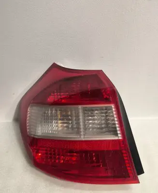 BMW 1 E81 E87 Rear/tail lights 6924501